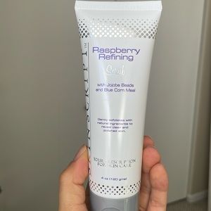 Skin Script Raspberry Refining Scrub Exfoliator | Skincare
